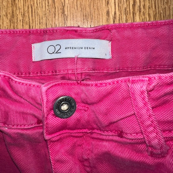Pink Jeans - Picture 3 of 4